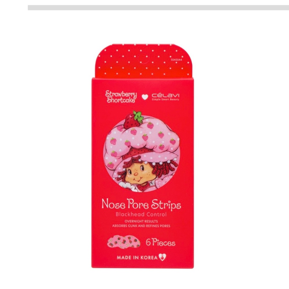 Celavi x Strawberry Shortcake Nose Pore Strips